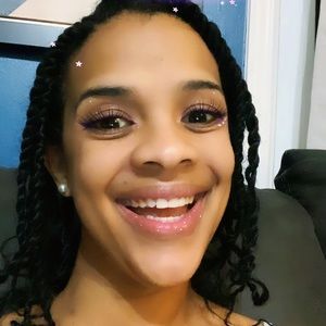 Meet your Posher, Sherie